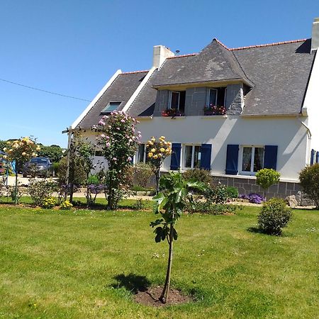 Aux Volets Bleus Bed & Breakfast Sibiril Luaran gambar