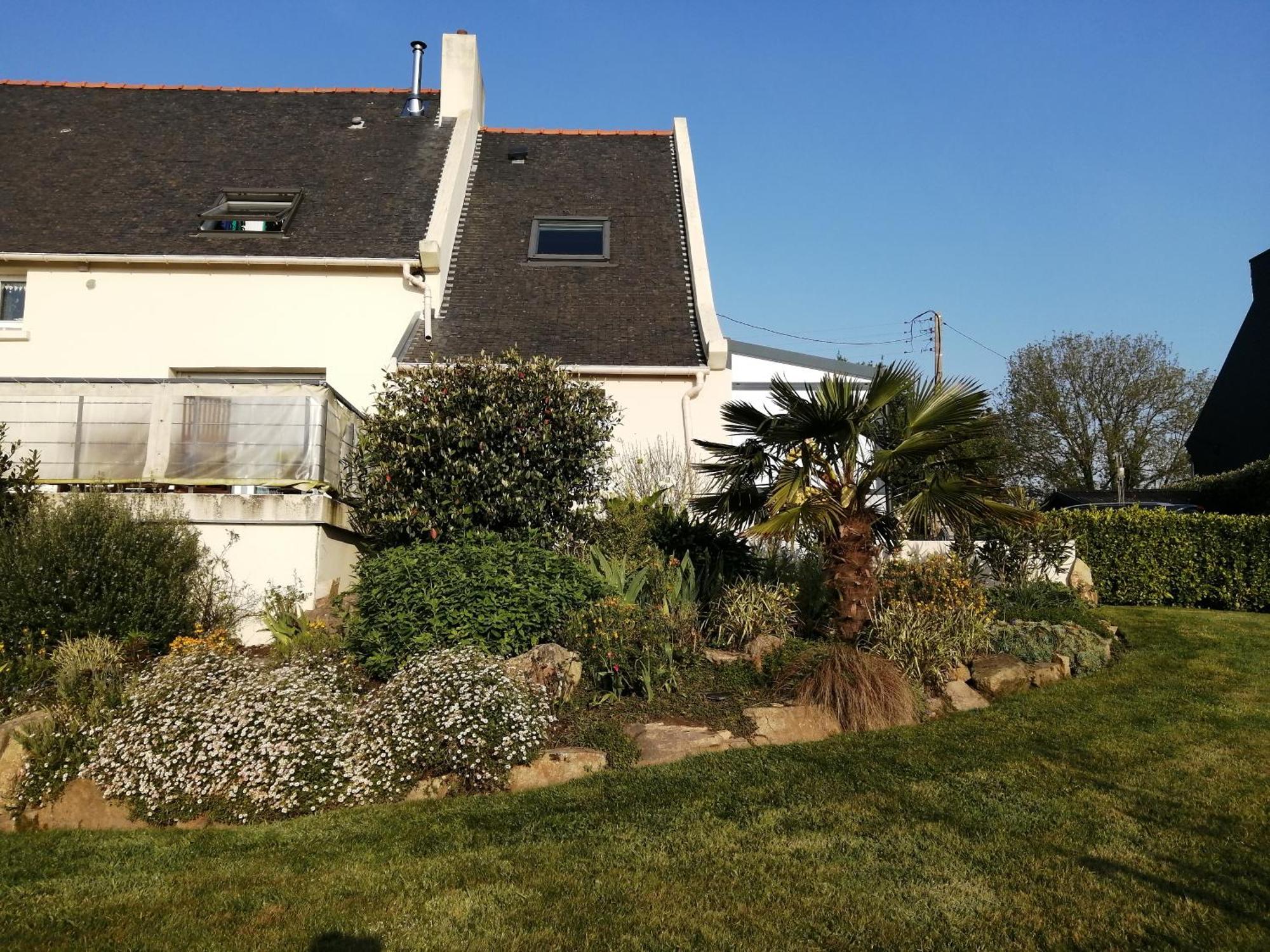 Aux Volets Bleus Bed & Breakfast Sibiril Luaran gambar